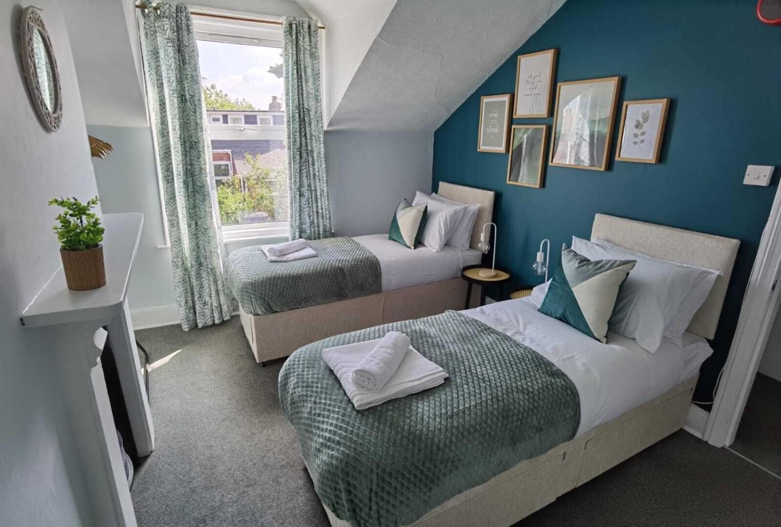 Raleigh Ff&Tf - 1 Bed Georgian Flat In The Centre Of Exeter, Free Parking With Wifi公寓 客房 照片